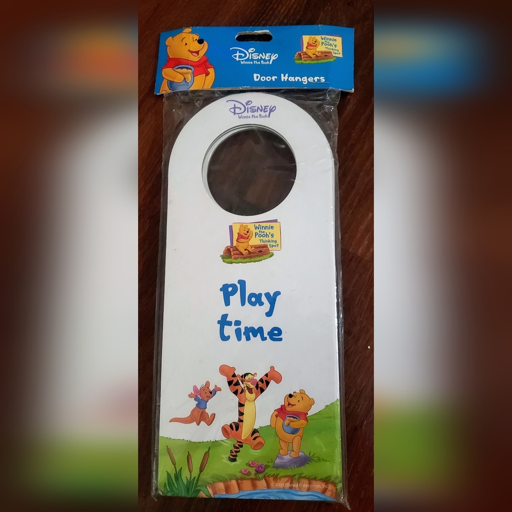 2006 Disney Winnie-the-Pooh Set of 8 Door Hangers